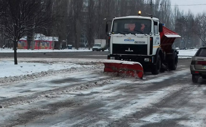 Прибираємо сніг! Прибираємо сніг!