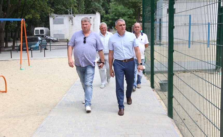 Відбувся інспекційний виїзд Миколаївського міського голови по об’єктам, на яких виконуються роботи з капітального та поточного ремонту в Інгульському районі Відбувся інспекційний виїзд Миколаївського міського голови по об’єктам, на яких виконуються роботи з капітального та поточного ремонту в Інгульському районі