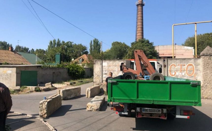 Роботи по відновленню проїзду